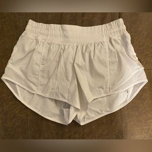 Lululemon Shorts 2.5”